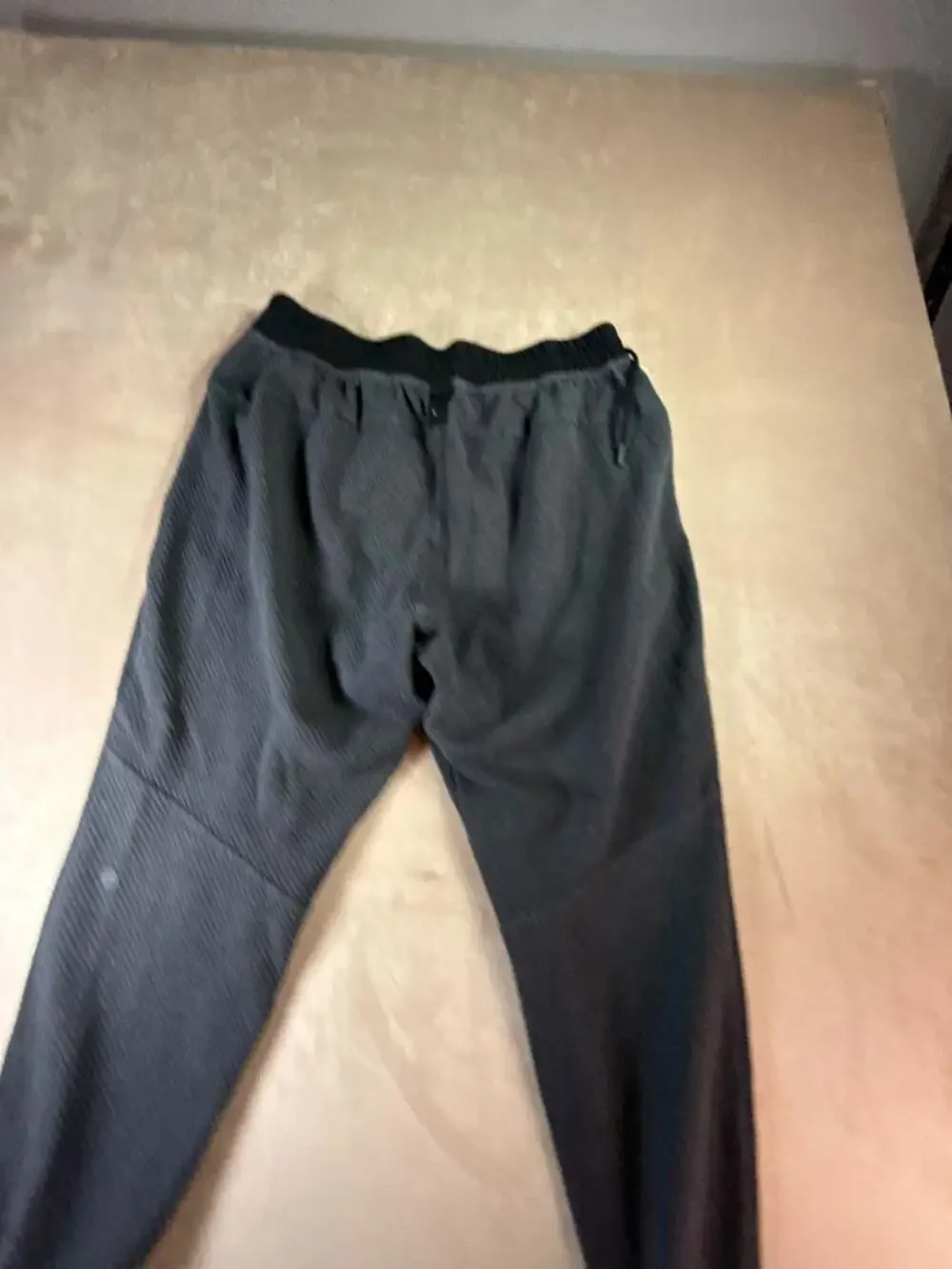 Lululemon Men's At Ease Textured Cotton-Blend Jogger Pants large